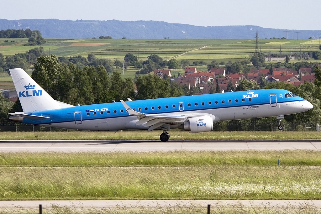 KLM - Cityhopper, PH-EZW, Embraer, 190LR, 02.06.2015, STR, Stuttgart, Germany 




