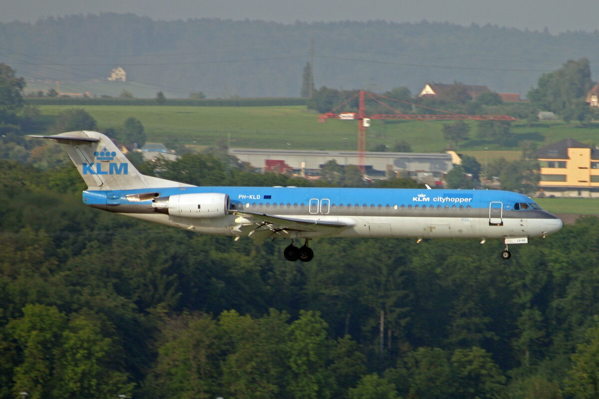KLM Cityhopper, PH-KLD, Fokker 100, msn: 11269, 26.August 2007, ZRH Zürich, Switzerland.