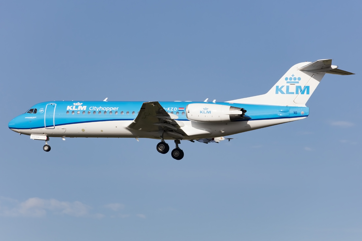 KLM - Cityhopper, PH-KZD, Fokker, F70, 08.11.2015, FRA, Frankfurt, Germany 



