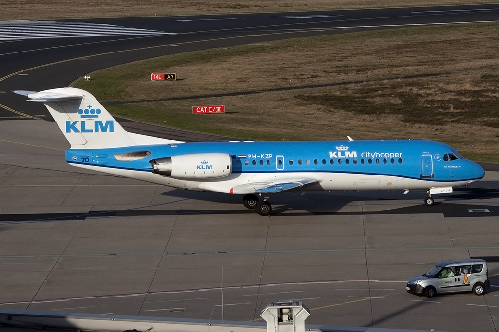 KLM - Cityhopper, PH-KZP, Fokker, F70, 12.04.2015, CGN, Köln/Bonn, Germany






