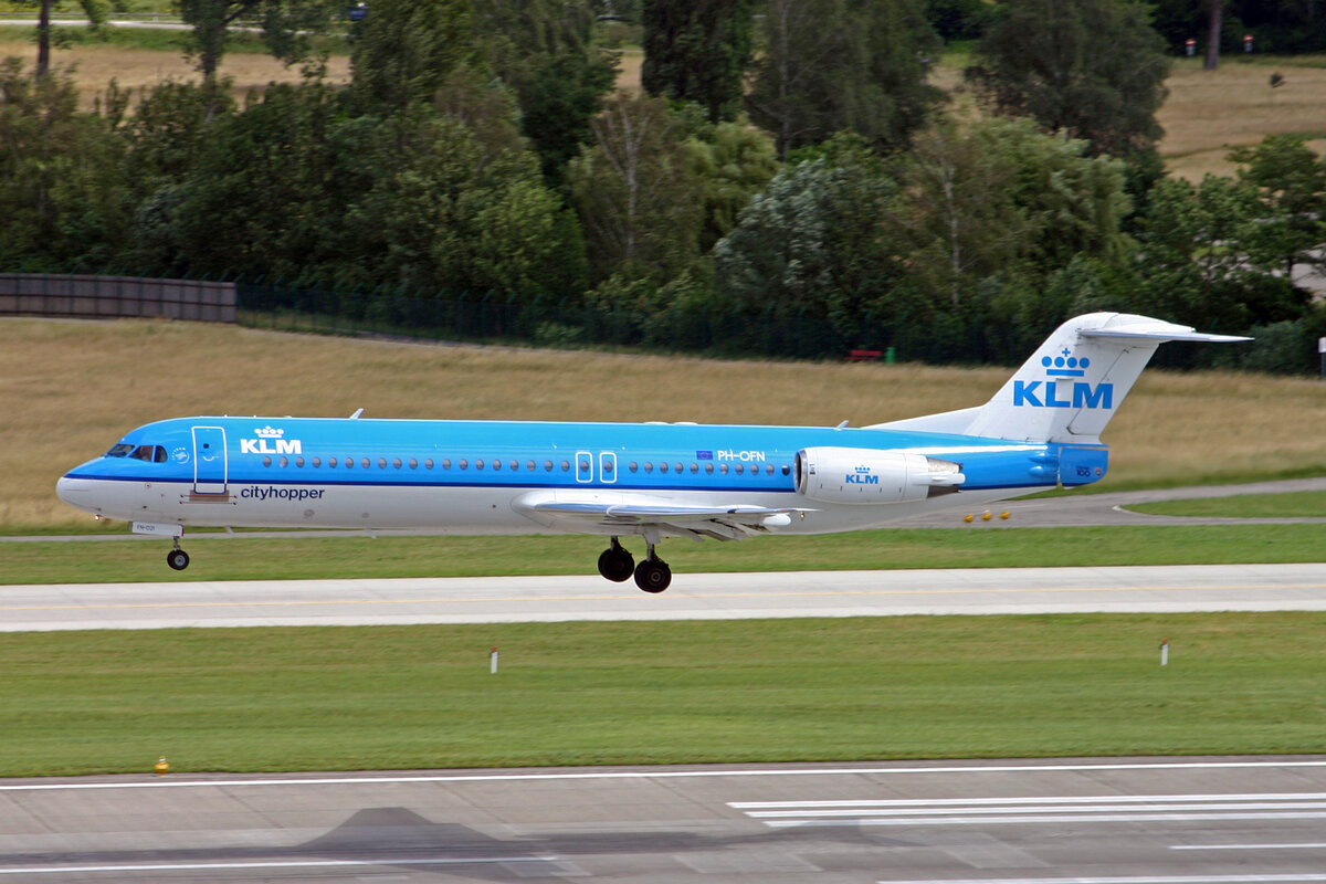 KLM Cityhopper, PH-OFN, Fokker 100, msn: 11477, 23.Juni 2007, ZRH Zürich, Switzerland.