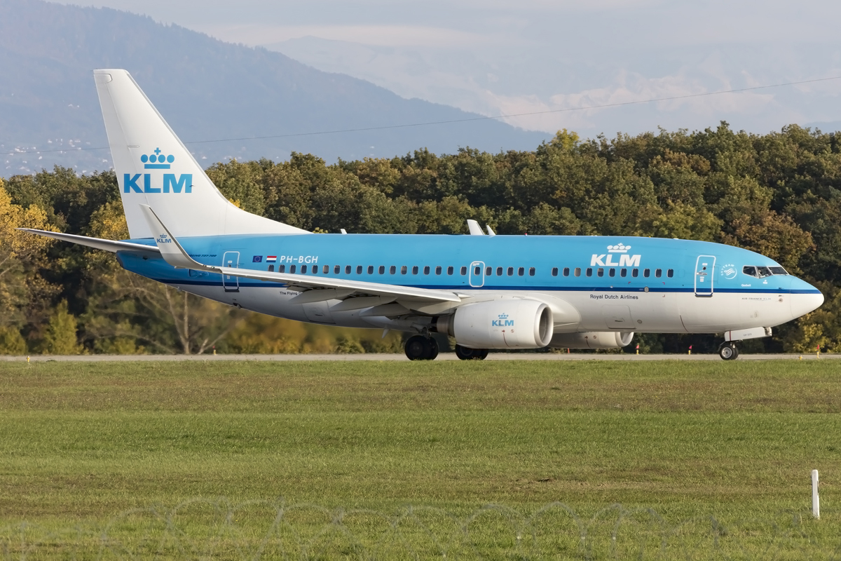 KLM, PH-BGH, Boeing, B737-7K2, 17.10.2015, GVA, Geneve, Switzerland 






