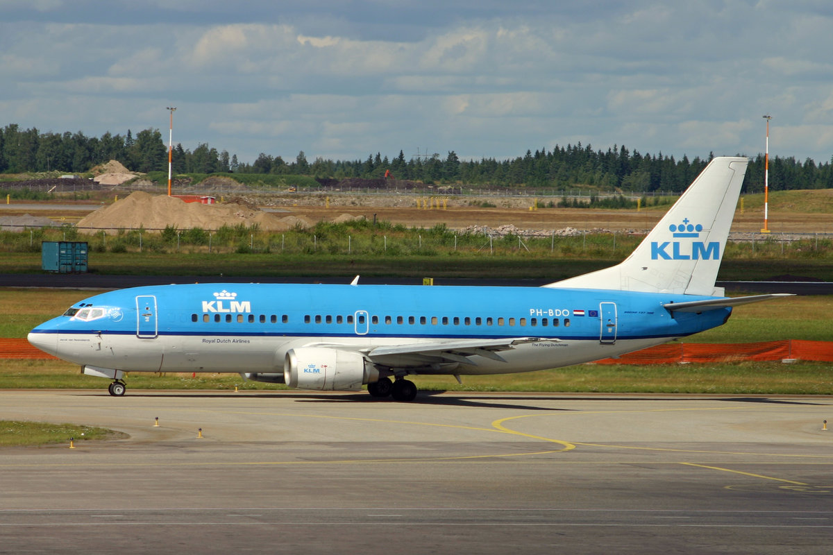 KLM Royal Dutch Airlines, PH-BDO, Boeing 737-306, msn: 24262/1642,  Jacob van Heemskerk , 28.Juli 2005, HEL Helsinki, Finnland.