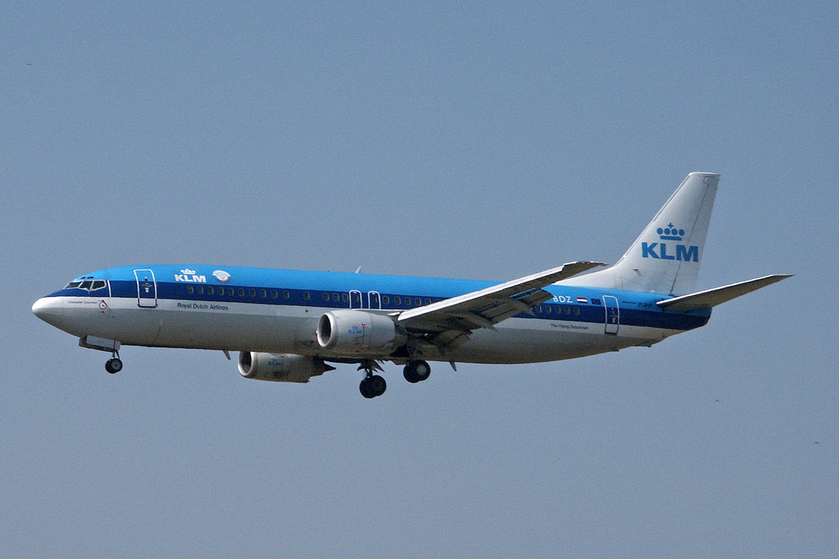 KLM Royal Dutch Airlines, PH-BDZ, Boeing 737-406,  Christopher Columbus , 17.April 2003, ZRH Zürich, Switzerland.