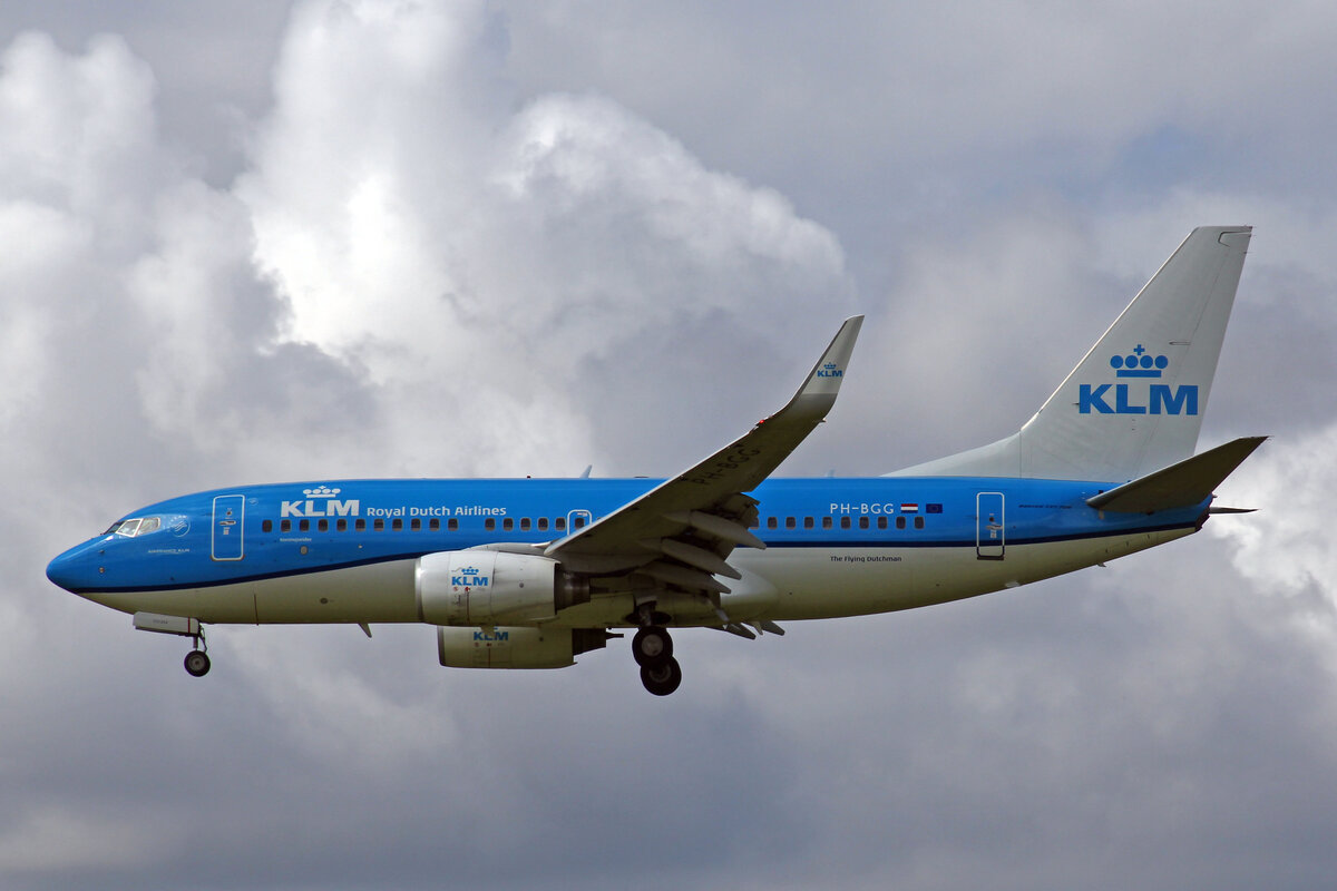 KLM Royal Dutch Airlines, PH-BGG, Boeing 737-7K2,  Koningseider / King Eider , msn: 30367/2835, 11.Juli 2021, ZRH Zürich, Switzerland.