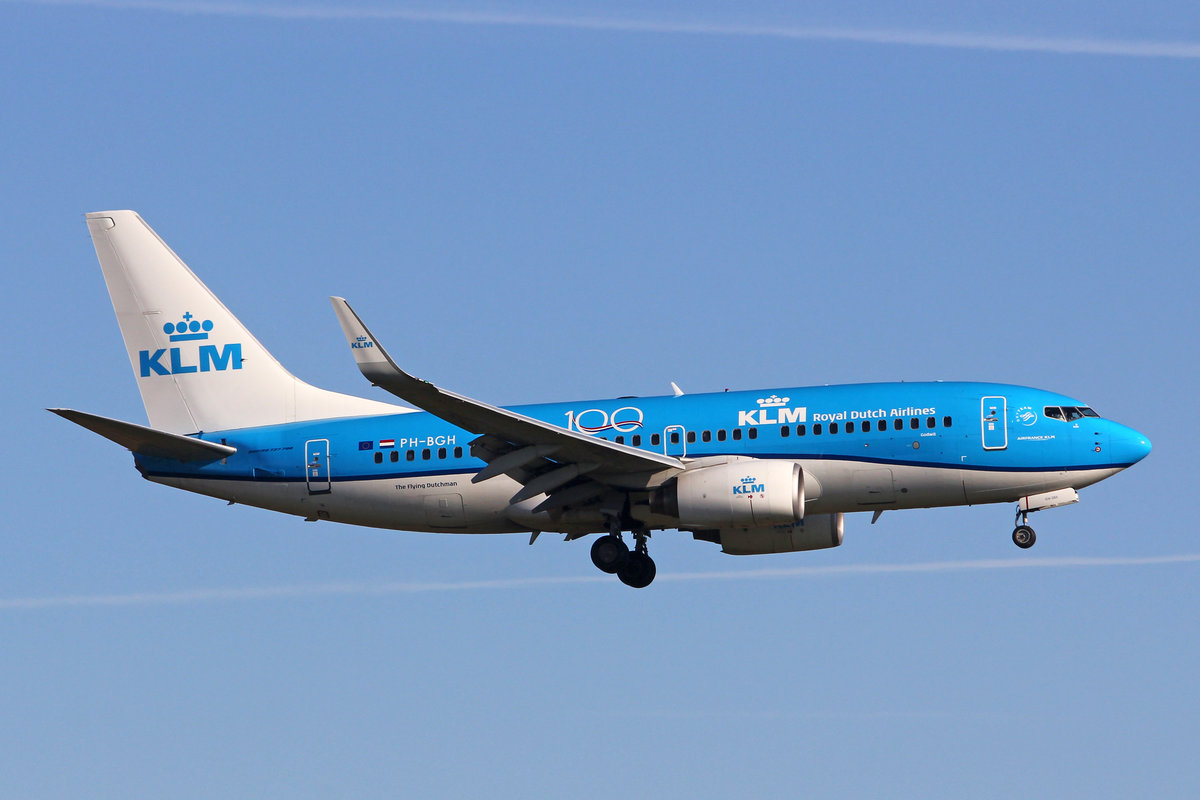 KLM Royal Dutch Airlines, PH-BGH, Boeing 737-7K2, msn: 38053/3119,  Grutto / Godwit ,  100 Jaar  Sticker, 14.November 2020, ZRH Zürich, Switzerland.