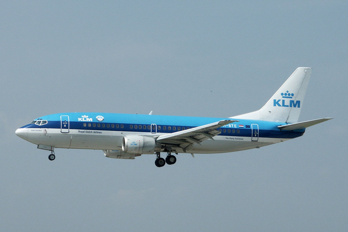 KLM Royal Dutch Airlines, PH-BTE, Boeing 737-306,  Roald Amundsen , 11.Juni 2003, ZRH Zürich, Switzerland.