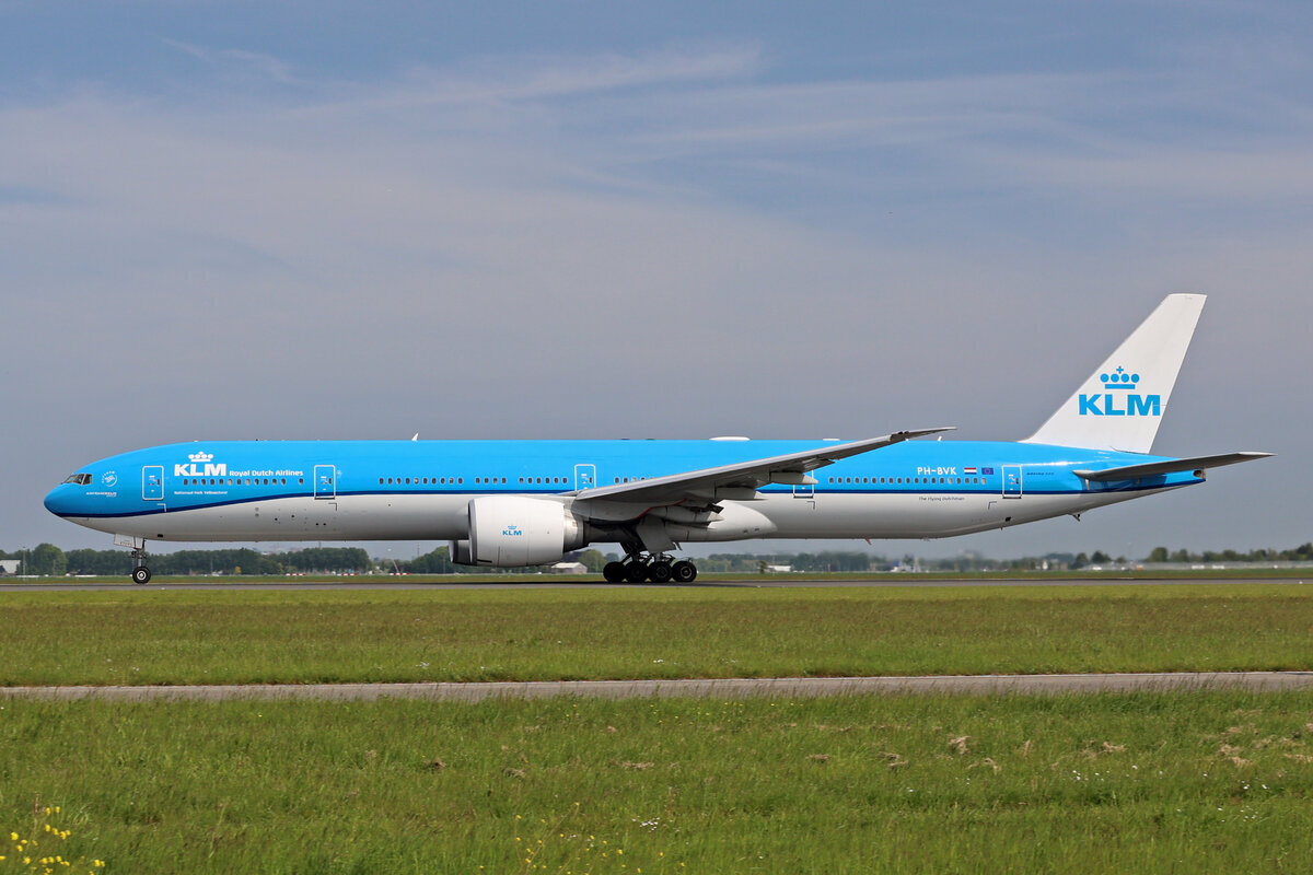 KLM Royal Dutch Airlines, PH-BVK, Boeing B777-306ER, msn: 42172/1106,  Yellowstone National Park / Yellowstone Nationaal Park , 18.Mai 2023, AMS Amsterdam, Netherlands.