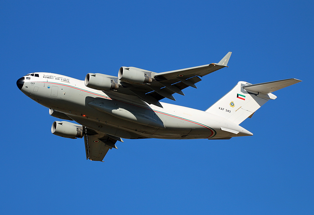 Kuwait Air Force, Boeing C 17A Globmaster III, KAF 243, BER, 08.03.2022
