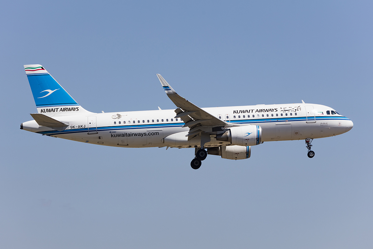 Kuwait Airways, 9K-AKJ, Airbus, A320-214, 30.04.2017, FCO, Roma, Italy 



