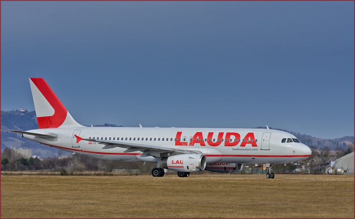 Laudamotion OE-LOJ; Airbus A320; Maribor Flughafen MBX, Trainingsflug; 19.2.2020