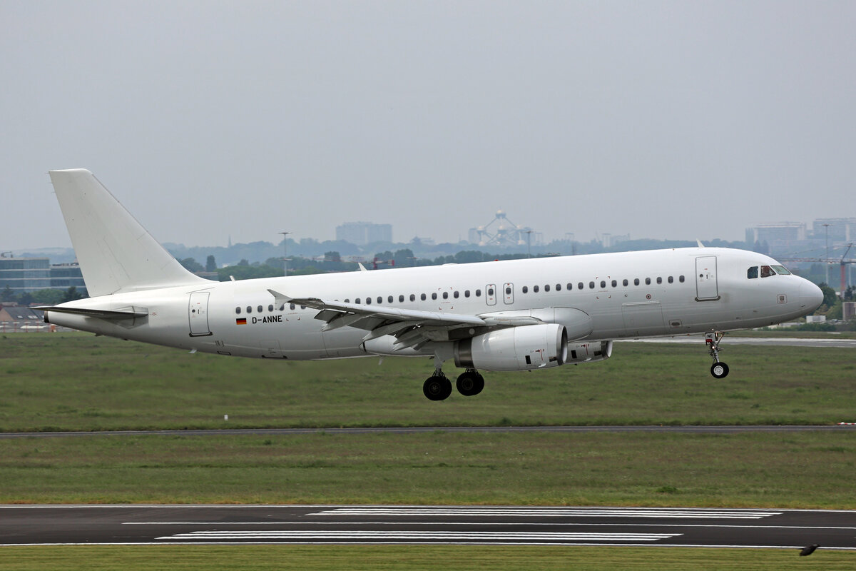 LEAV Aviation, D-ANNE, Airbus A320-232, msn: 4481,21.Mai 2023, BRU Brüssel, Belgium.