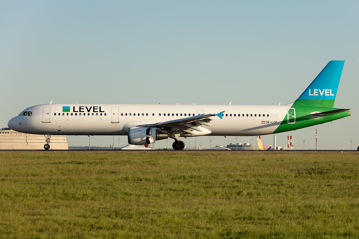Level, OE-LCF, Airbus, A321-111, 13.05.2019, CDG, Paris, France


