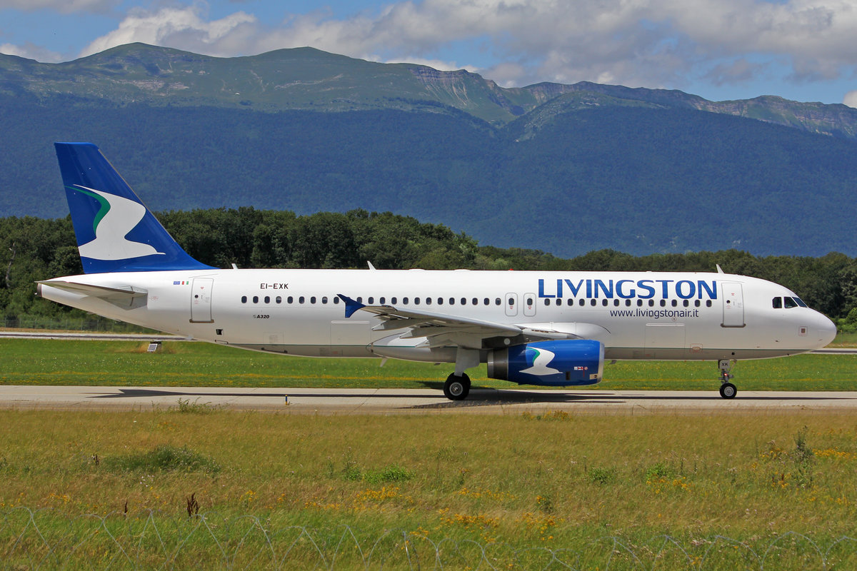 Livingston Compagnia Aerea, EI-EXK, Airbus A320-232, msn: 2502, 11.Juli 2012, GVA Genève, Switzerland.