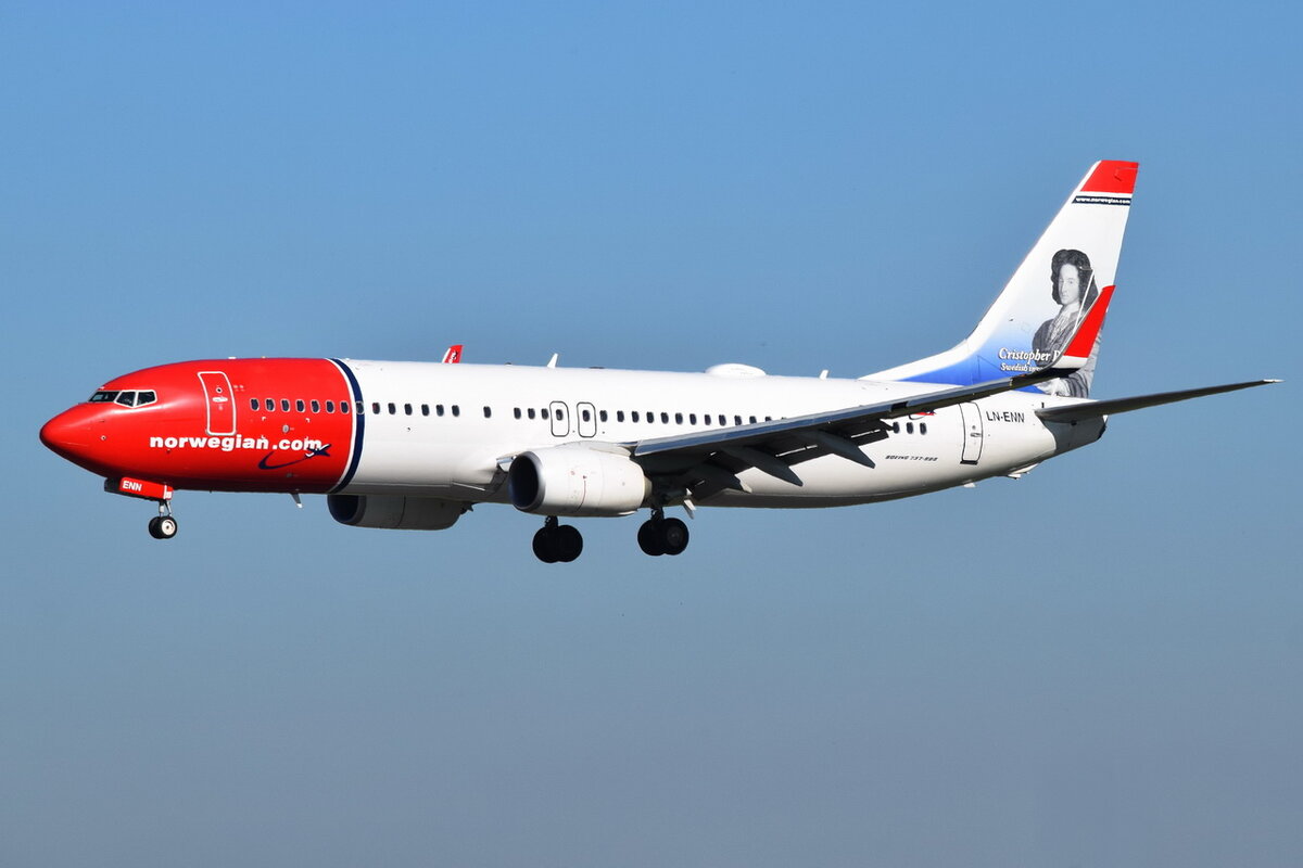 LN-ENN , Norwegian Air Shuttle  , Boeing 737-8JP(WL) , Berlin-Brandenburg  Willy Brandt  , BER , 07.10.2021 , 