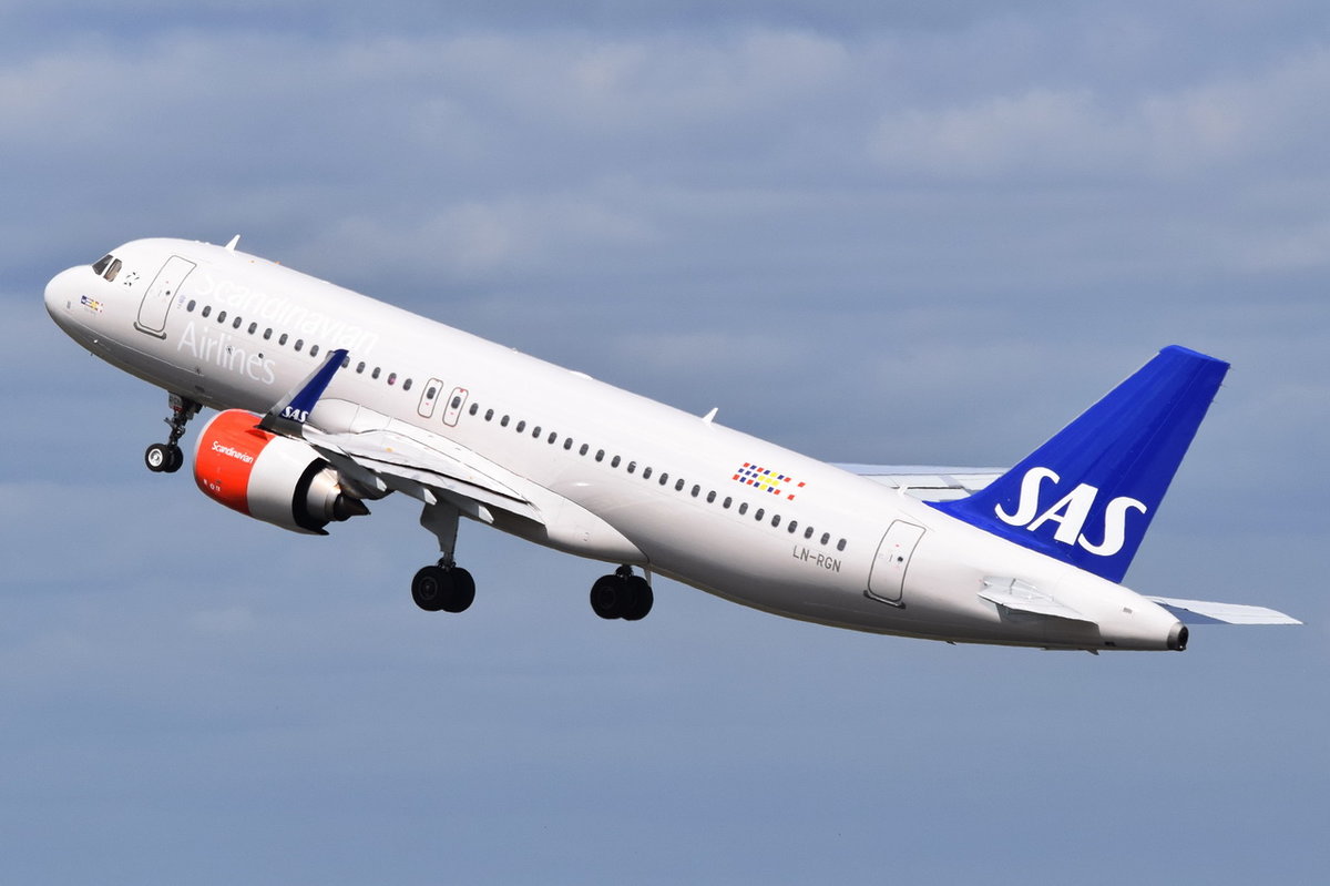 LN-RGN SAS Scandinavian Airlines Airbus A320-251N(WL)  , TXL , 13.07.2017