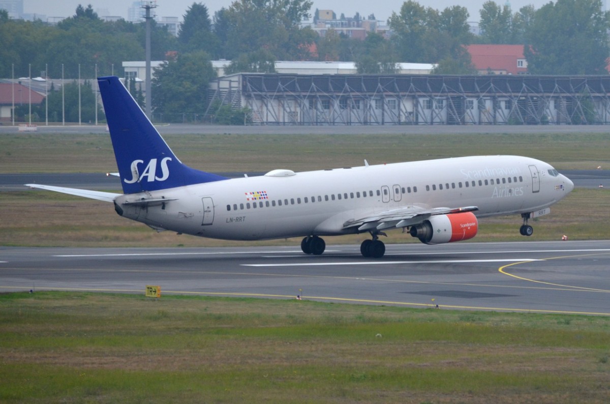 LN-RRT SAS Scandinavian Airlines Boeing 737-883   beim Start am 12.09.2014 in Tegel