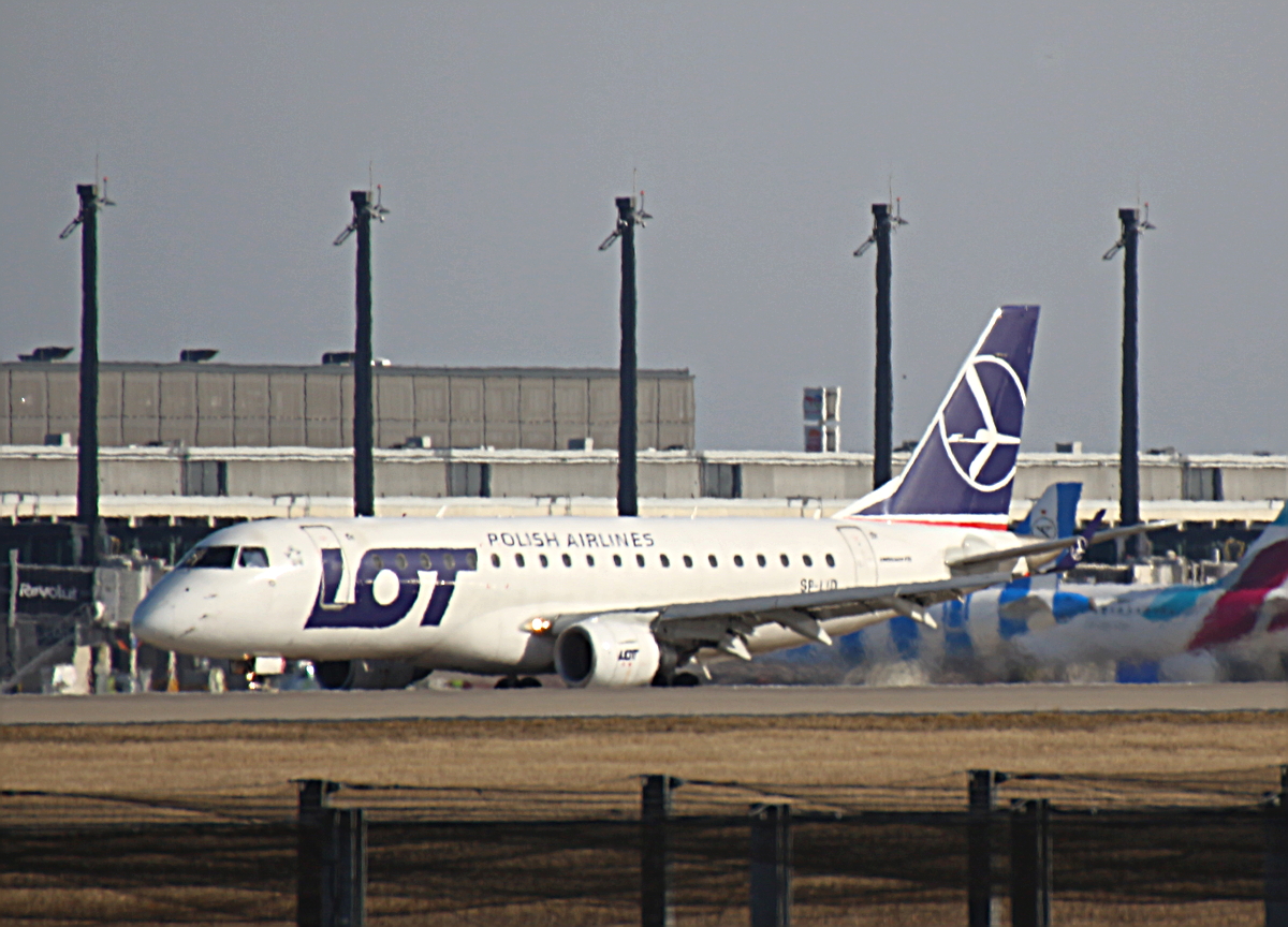 LOT, ERJ-175STD, SP-LID, BER, 01.03.2026