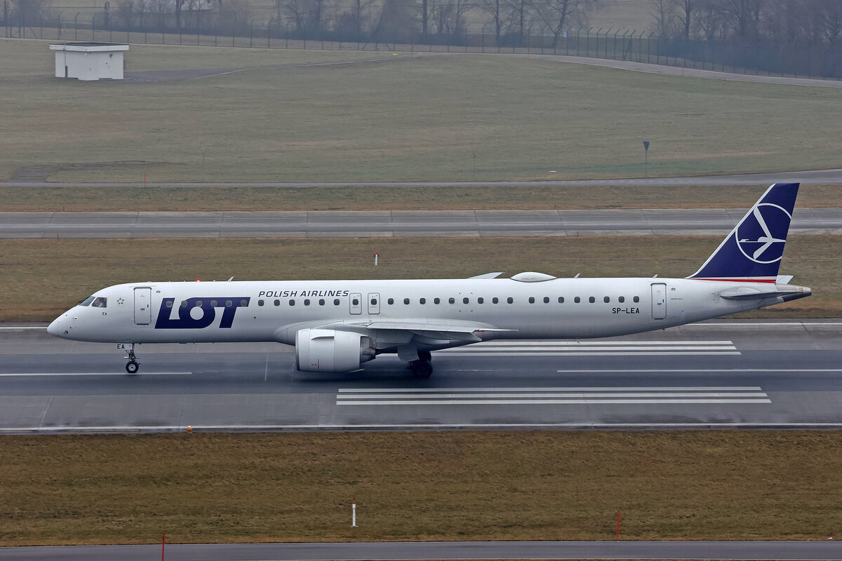 LOT Polish Airlines, SP-LEA, Embraer E195-E2, msn: 19020124, 23.Januar 2026, ZRH Zürich, Switzerland.