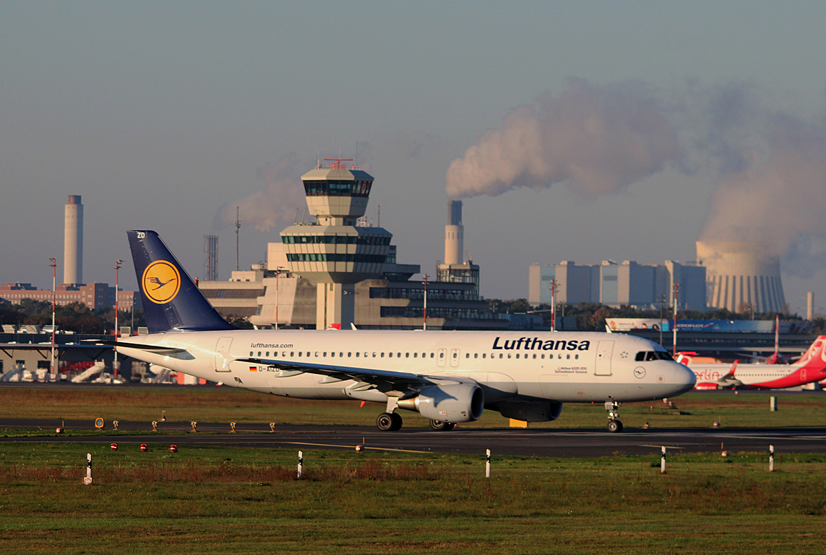 Lufthansa A 320-214 D-AIZD kurz vor dem Start in Berlin-Tegel am 19.10.2014