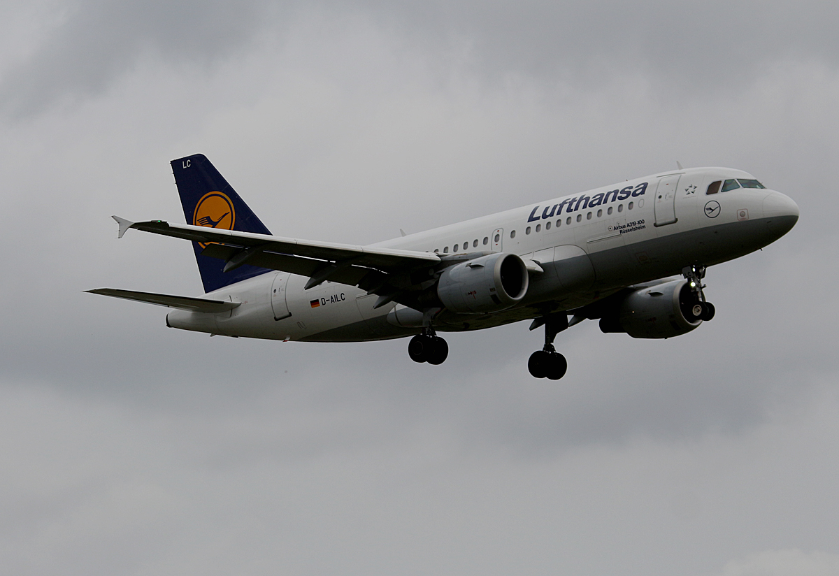 Lufthansa, Airbus A 319-114, D-AILC  Rüsselsheim , TXL, 14.07.2016