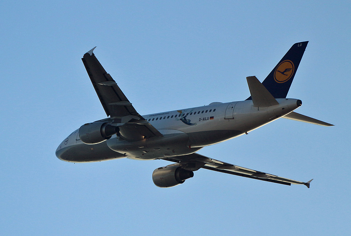 Lufthansa, Airbus A 319-114, D-AILU  Verden , TXL, 20.12.2019