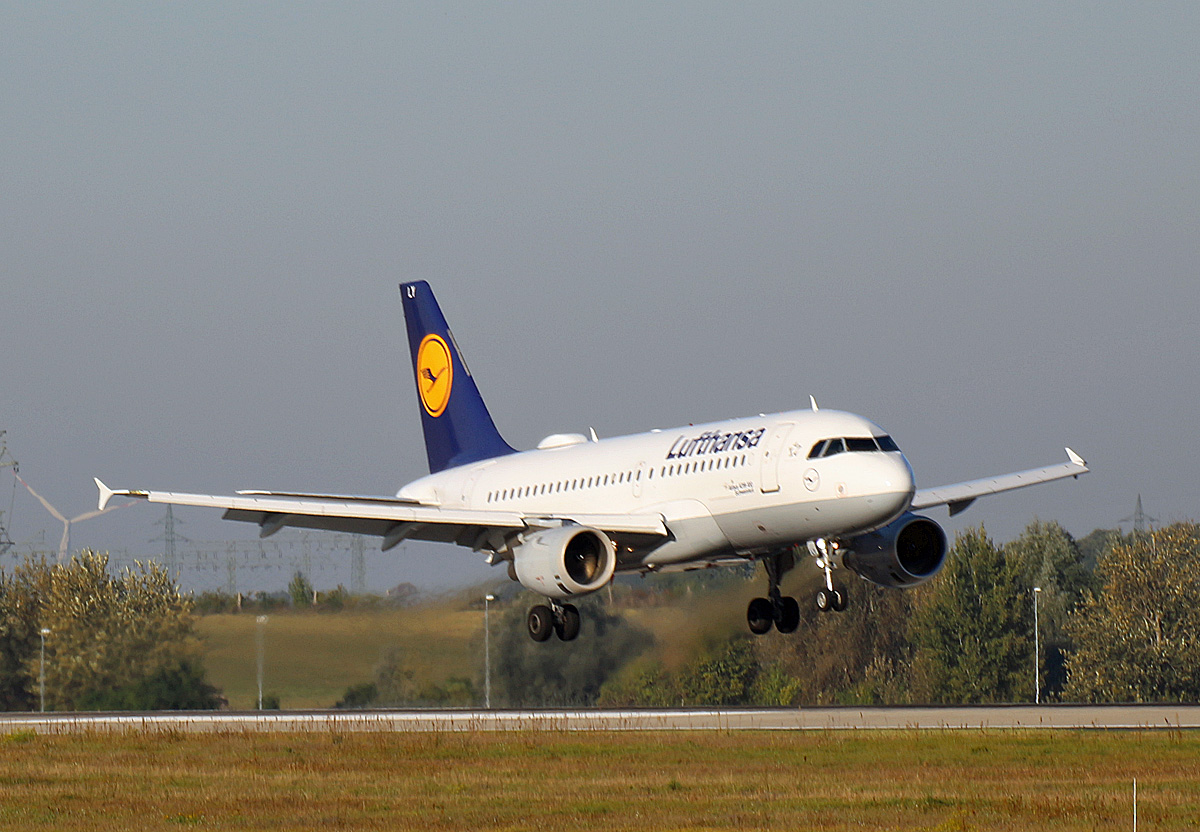 Lufthansa, Airbus A 319-114, D-AILY  Schweinfurt , BER, 09.10.2021