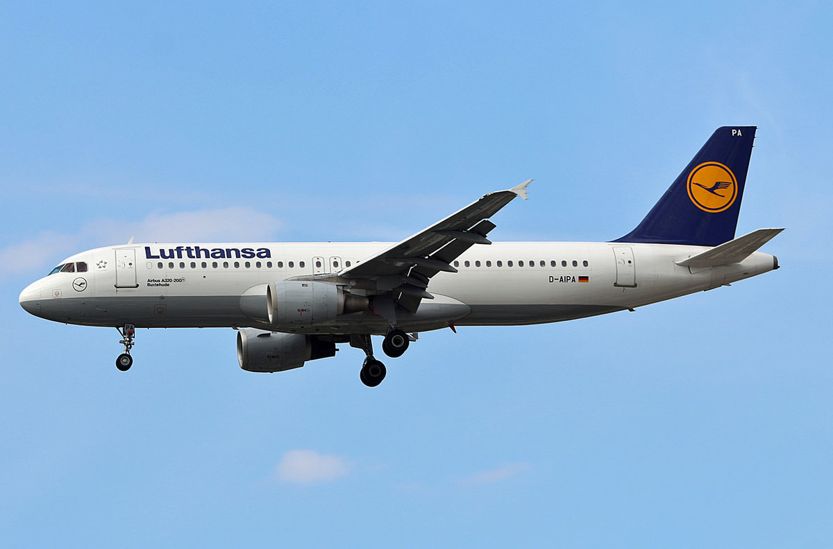 Lufthansa, Airbus A 320-211, D-AIPA  Buxtehude , TXL, 18.08.2018