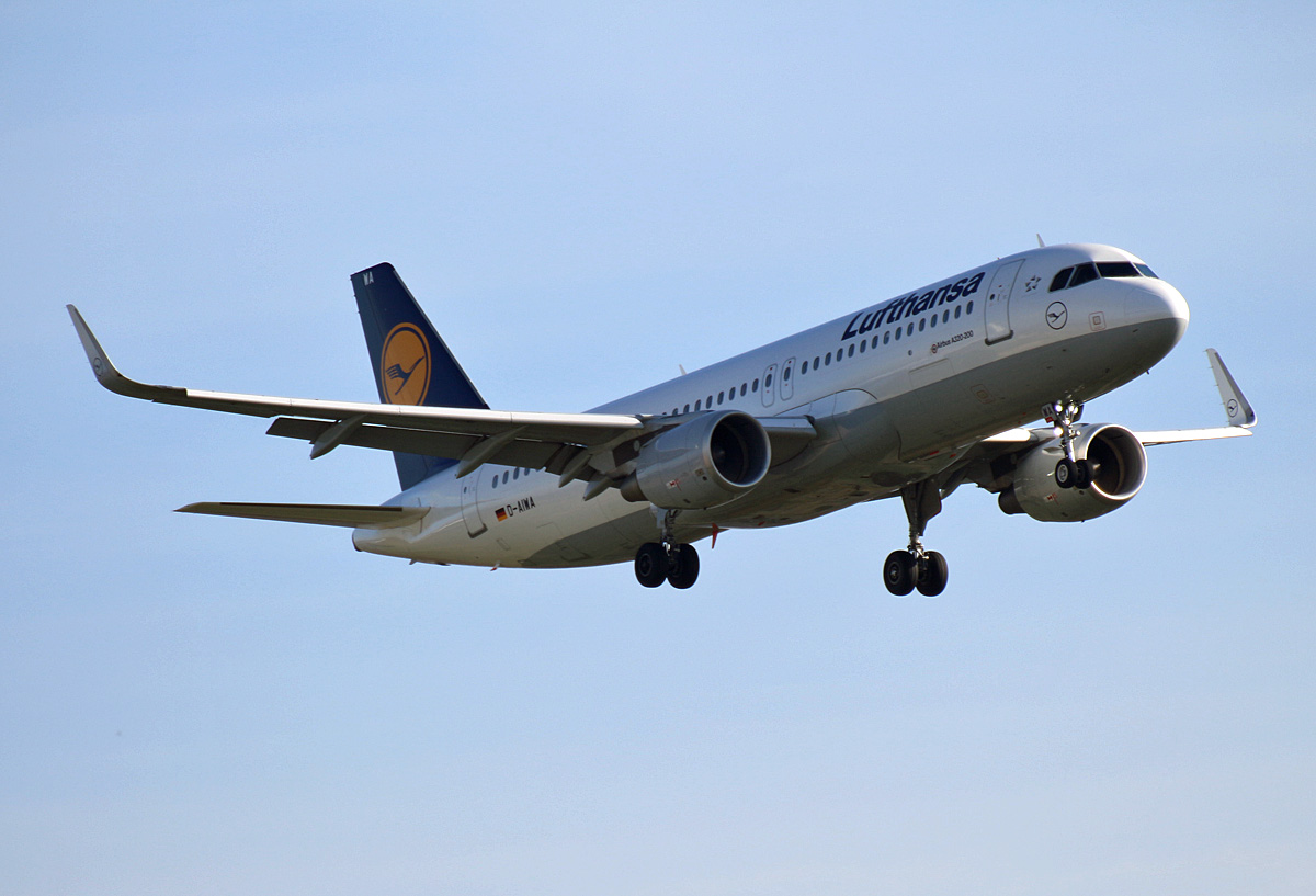 Lufthansa, Airbus A 320-214, D-AIWA, BER, 31.10.2021
