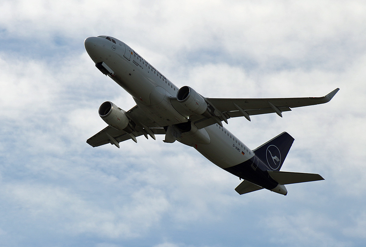 Lufthansa, Airbus A 320-214, D-AIWG  Greifswald , TXL, 06.10.2019