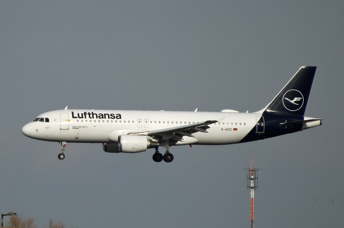 Lufthansa, Airbus A 320-214, D-AIZC  Bdingen , BER, 13.02.2024