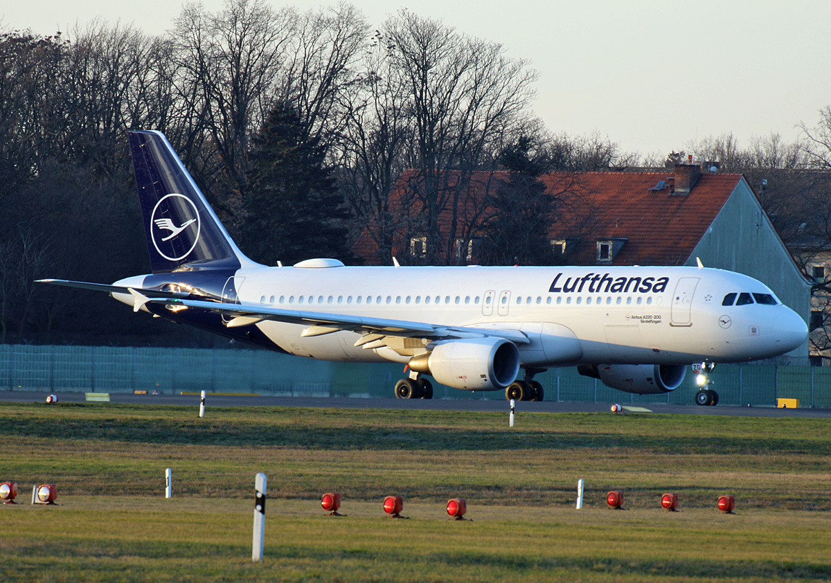 Lufthansa, Airbus A 320-214, D-AIZG  Sindelfingen , TXL, 29.12.2019