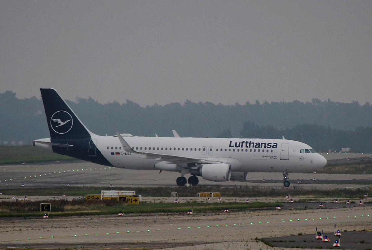 Lufthansa, Airbus A 320-214, D-AIZZ  Viernheim , BER, 04.09.2021