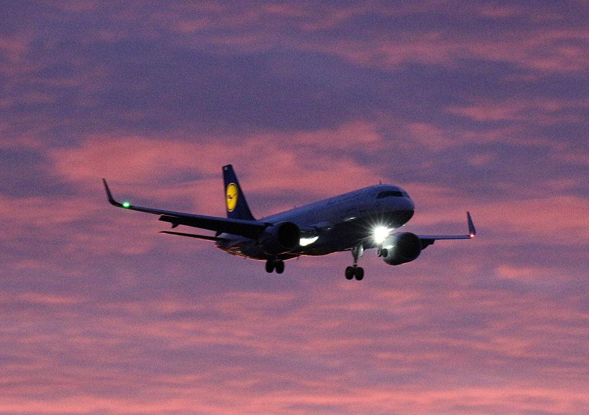Lufthansa, Airbus A 320-271N, D-AINA, TXL, 29.12.2019