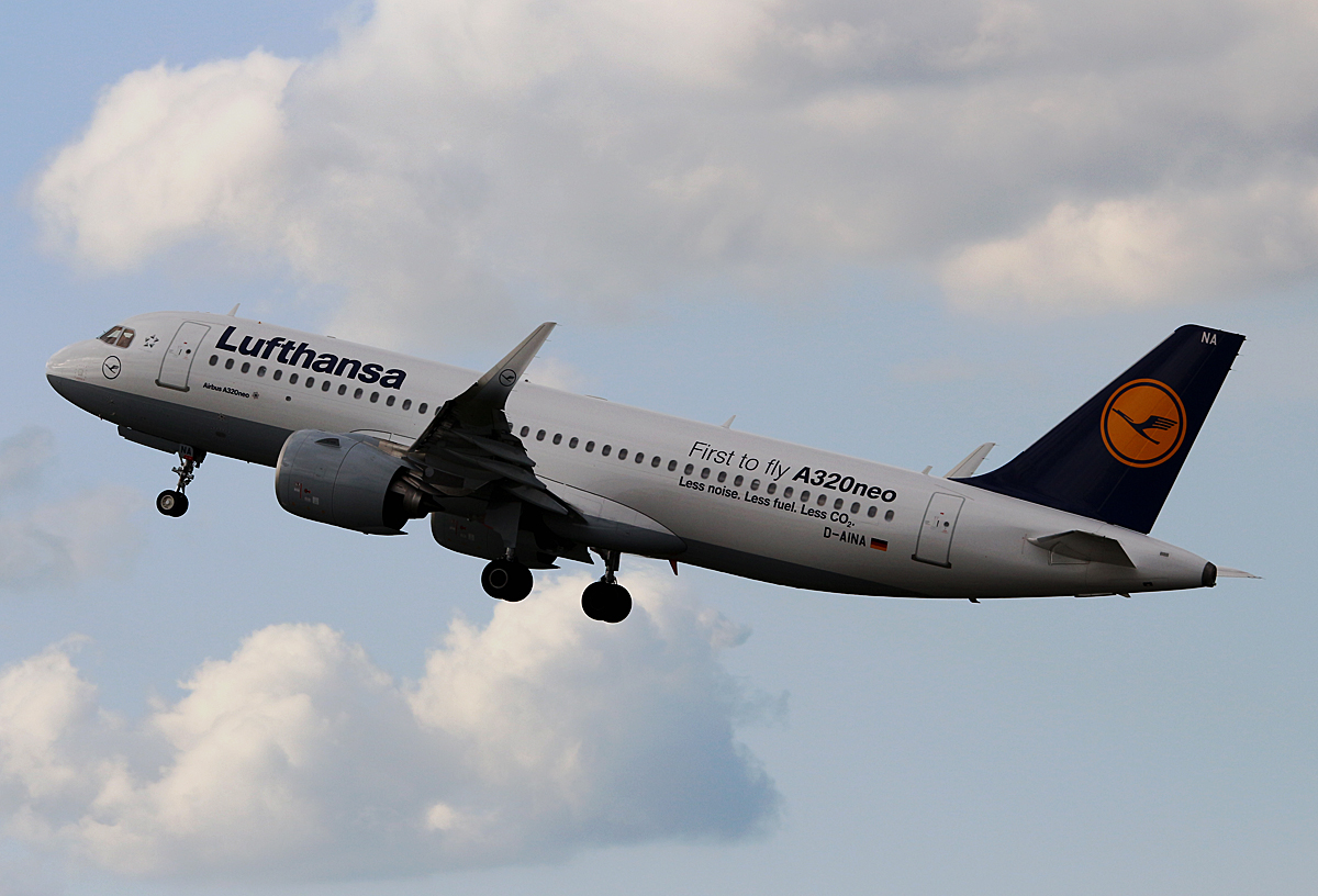 Lufthansa, Airbus A 320-271N, D-AINA, TXL, 04.04.2016