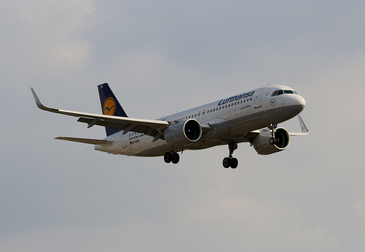 Lufthansa, Airbus A 320-271N, D-AINA, TXL, 23.09.2016