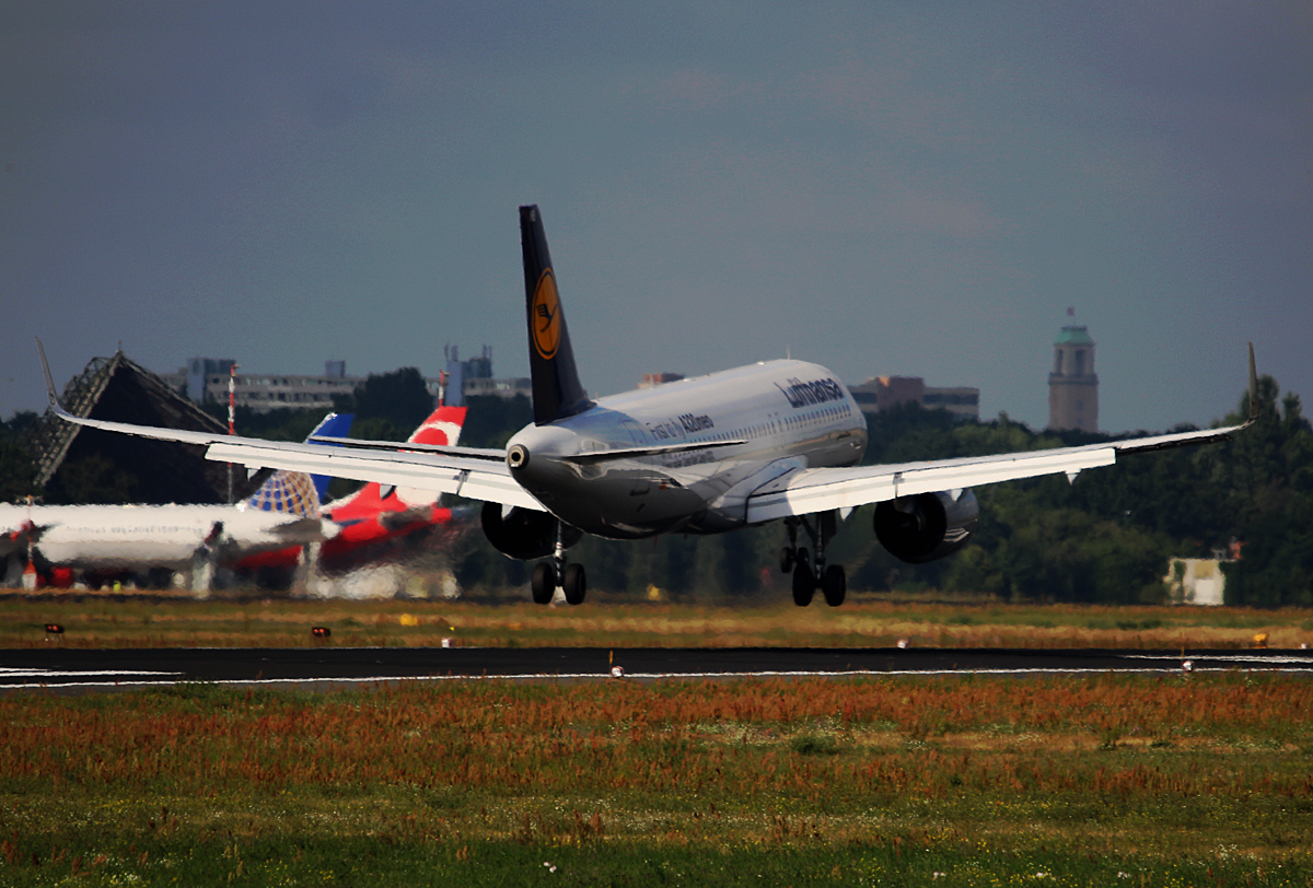 Lufthansa, Airbus A 320-271N, D-AINB, TXL, 07.08.2016