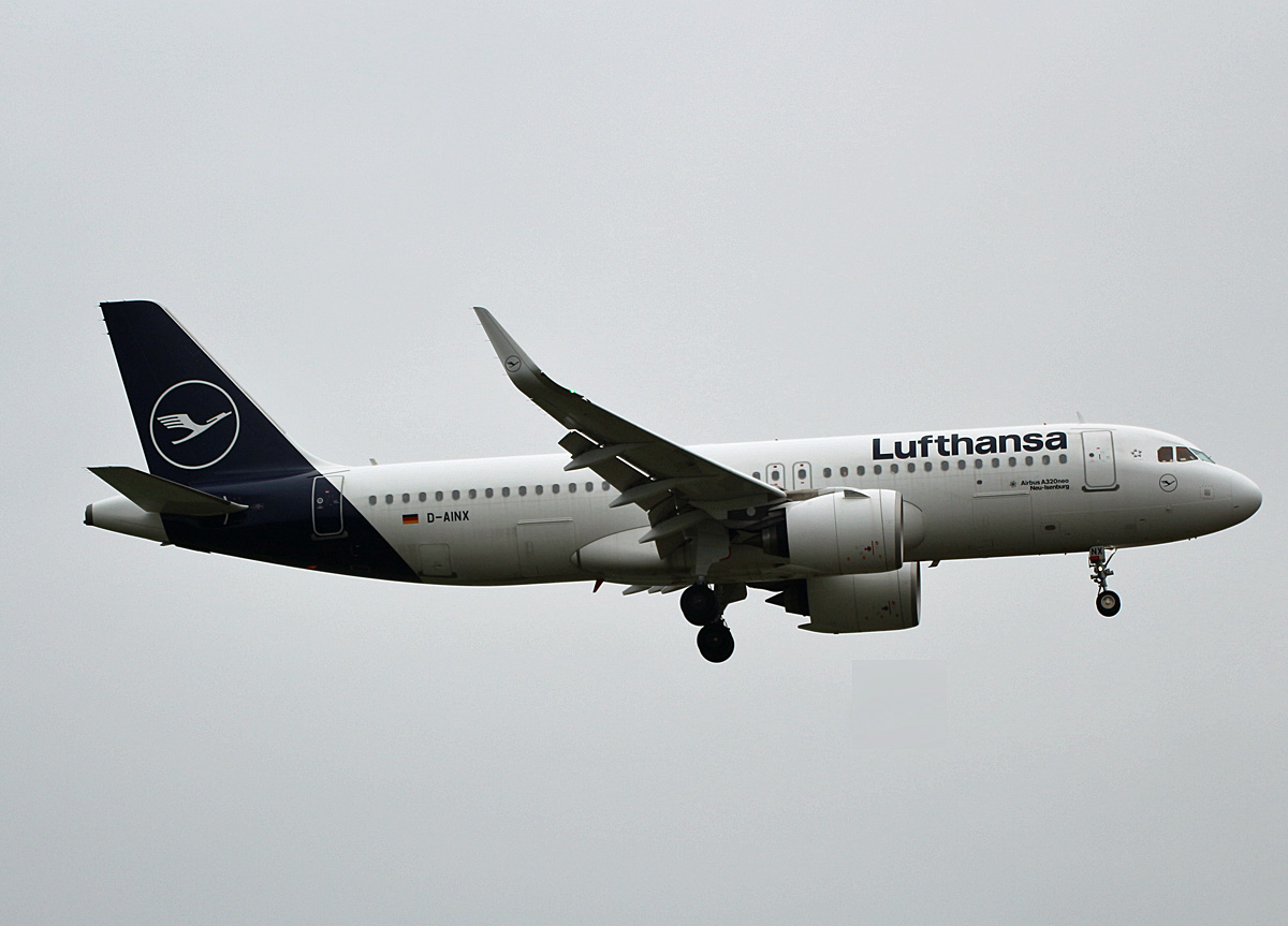 Lufthansa, Airbus A 320-271N, D-AINX  Neu Isenburg , BER, 30.12.2021