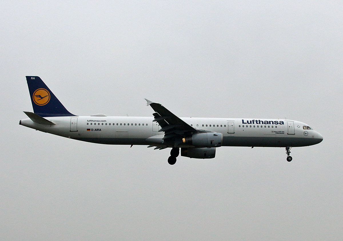 Lufthansa, Airbus A 321-131, D-AIRA  Finkenwerder , TXL, 24.11.2018