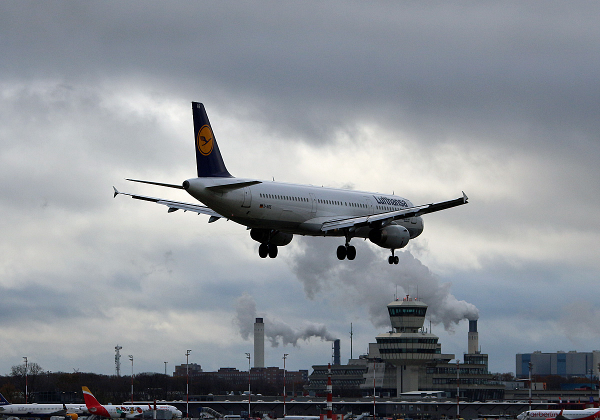 Lufthansa, Airbus A 321-131, D-AIRE  Osnabrck , TXL, 19.11.2017