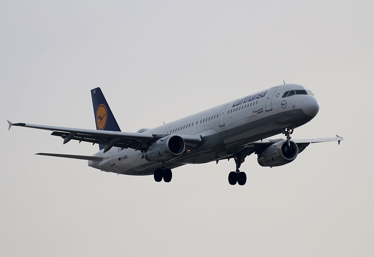 Lufthansa, Airbus A 321-131, D-AIRE  Osnabrck , TXL, 15.02.2020