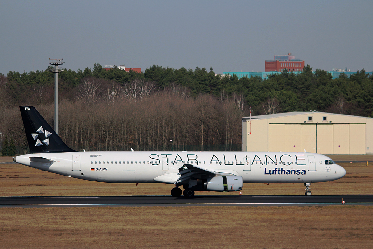 Lufthansa, Airbus A 321-131, D-AIRW  Heilbronn , TXL, 04.03.2017
