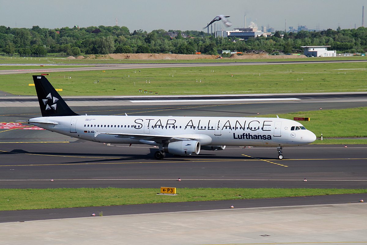Lufthansa, Airbus A 321-131, D-AIRW  Heilbronn , DUS, 17.05.2017