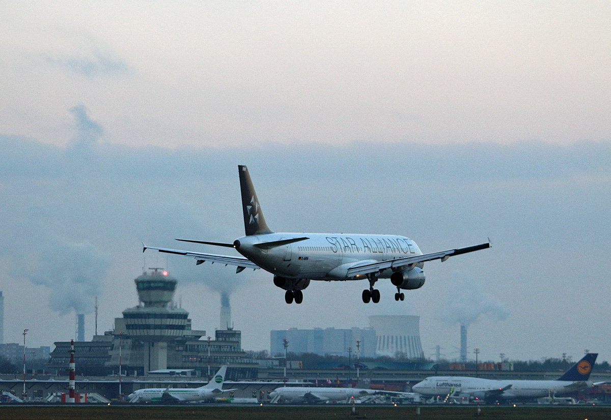 Lufthansa, Airbus A 321-131, D-AIRW  Heibronn , TXL, 26.11.2017