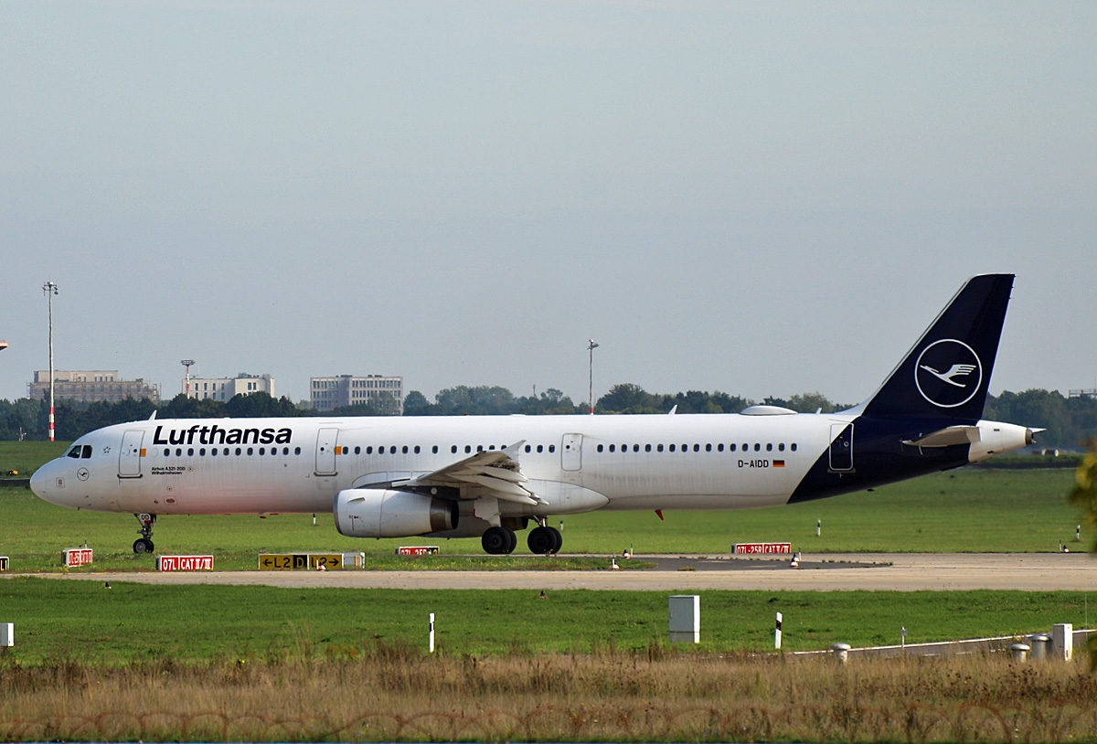 Lufthansa, Airbus A 321-231, D-AIDD  Wilhelshaven , BER, 26.09.2021