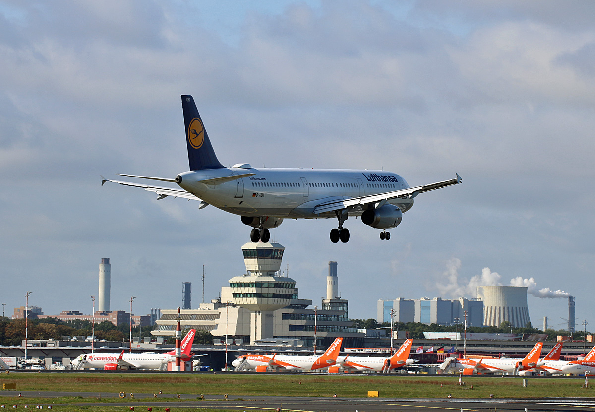 Lufthansa, Airbus A 321-231, D-AIDH  Hildesheim , TXL, 19.09.2019