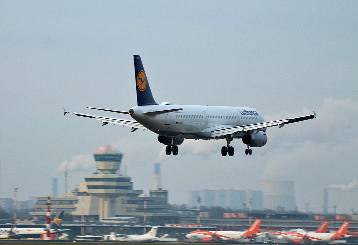 Lufthansa, Airbus A 321-231, D-AIDN, TXL, 15.02.2020