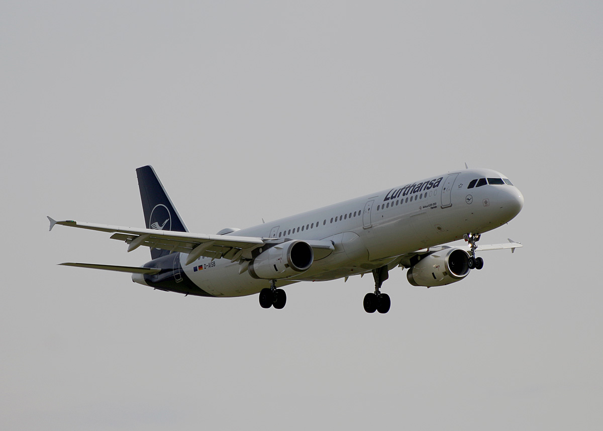 Lufthansa, Airbus A 321-231, D-AISB  Hameln , BER, 18.03.2023