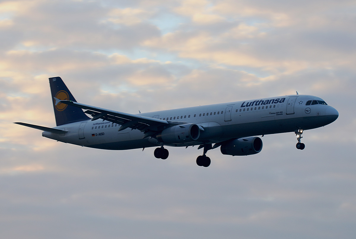 Lufthansa, Airbus A 321-231, D-AISD  Chemnitz , TXL, 05.03.2020