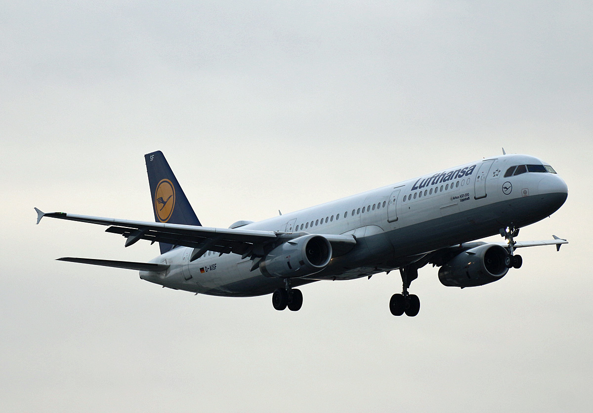 Lufthansa, Airbus A 321-231, D-AISF  Lippstadt , TXL, 15.02.2020
